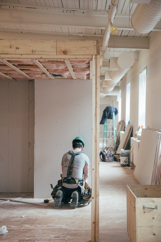 Ouvrier sur un chantier Image d'illustration d'un ouvrier sur un chantier